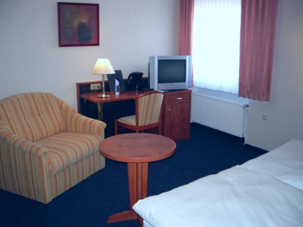 Wh Monteurhotel Papenburg Nord Ngoại thất bức ảnh